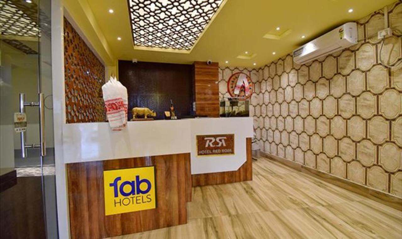 Fabhotel Rr Suites 古瓦哈提 外观 照片